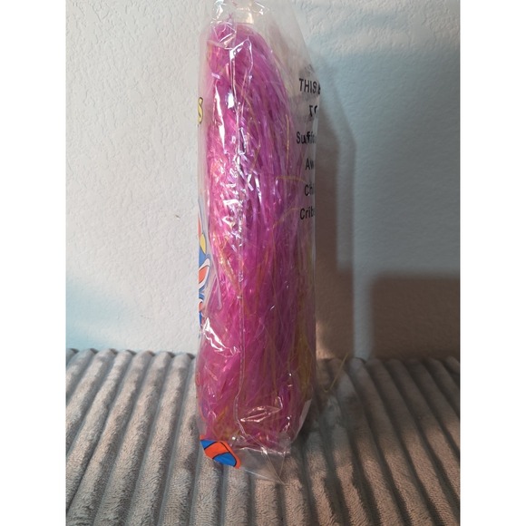 Vtg NOS Pink Yellow Easter Basket Grass 4oz Cellophane It's In The Bag Filler - Picture 5 of 5